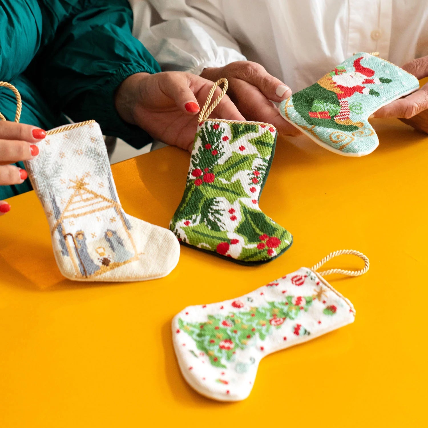 Rockin' Around the Christmas Tree