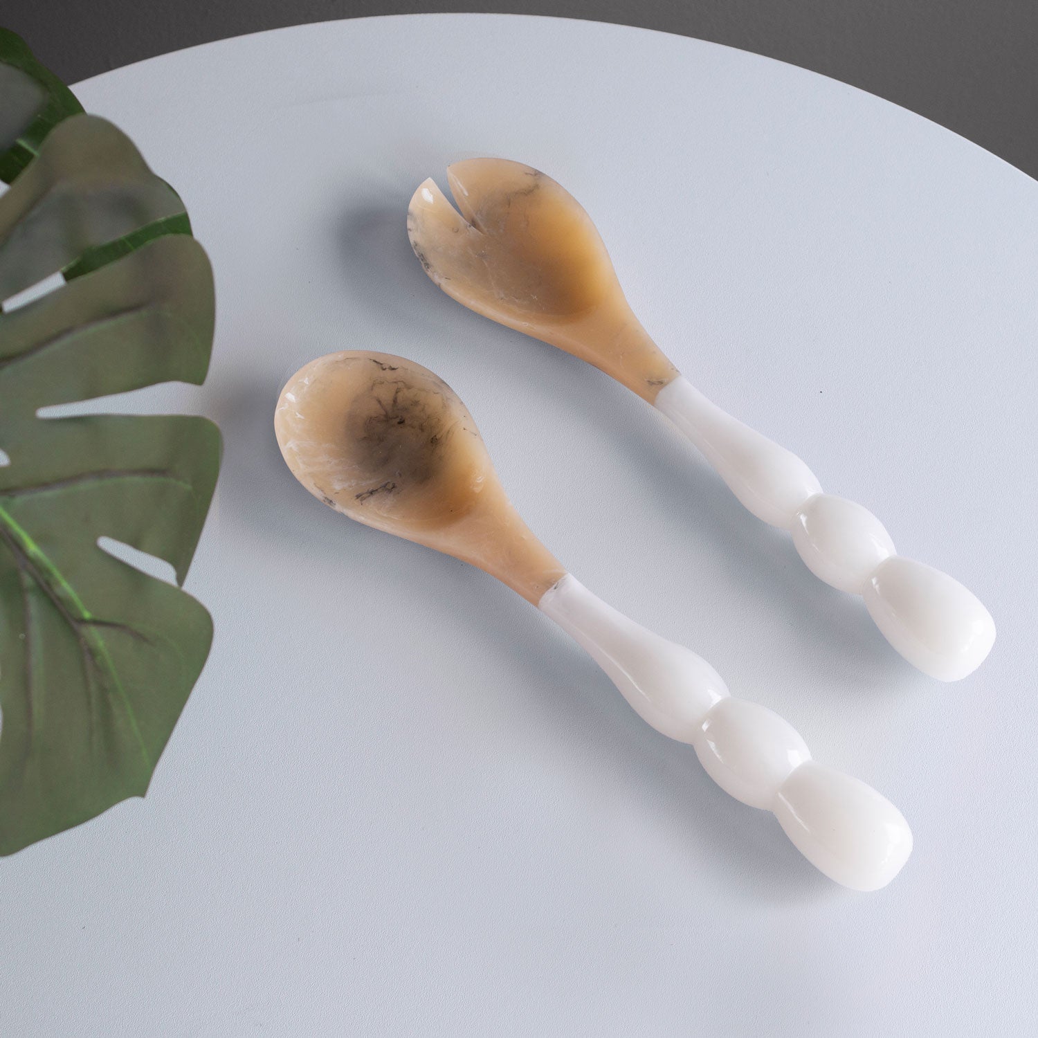 Resin Rio Bubble Salad Servers (White)