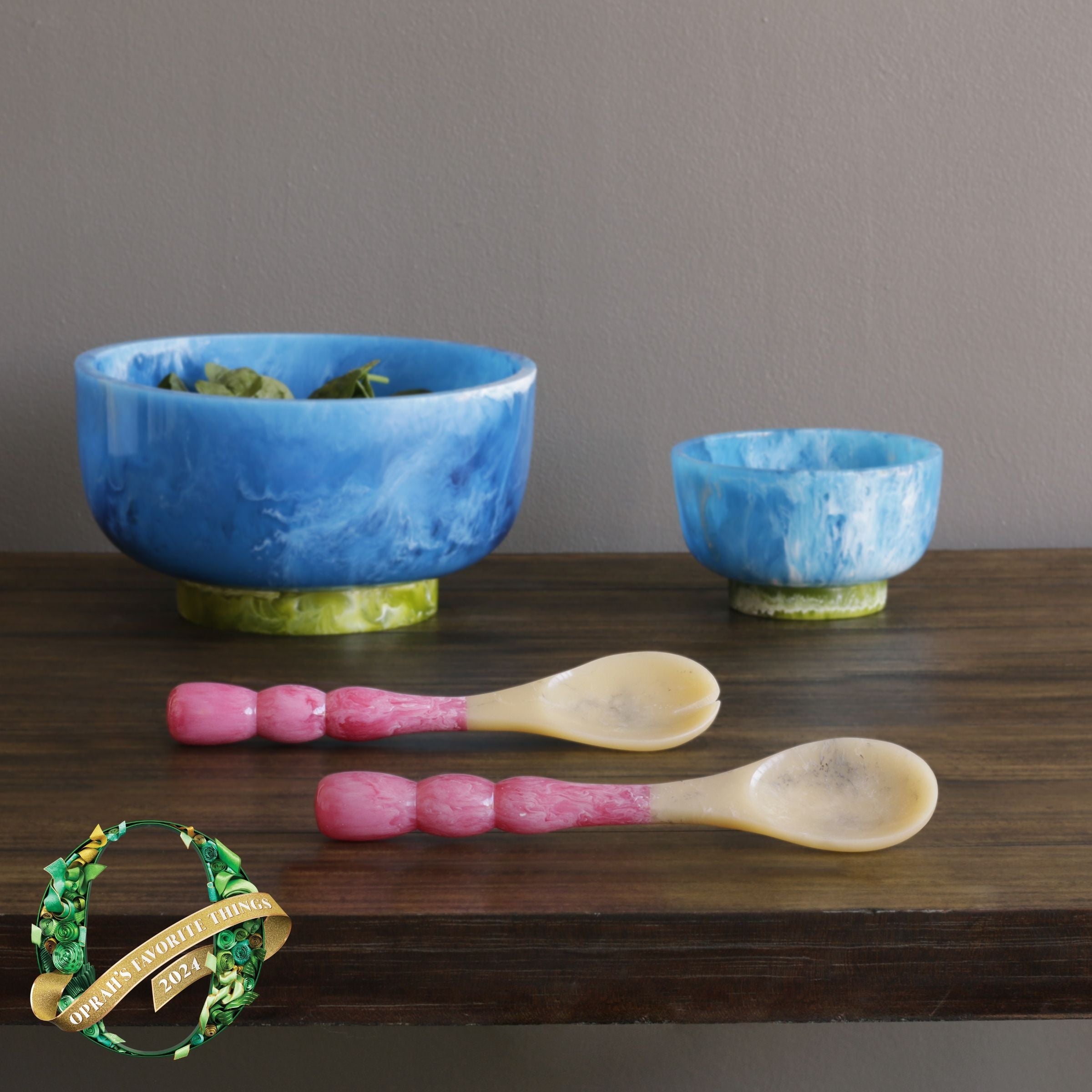 Resin Rio Large Bowls with Base (Blue and Green)