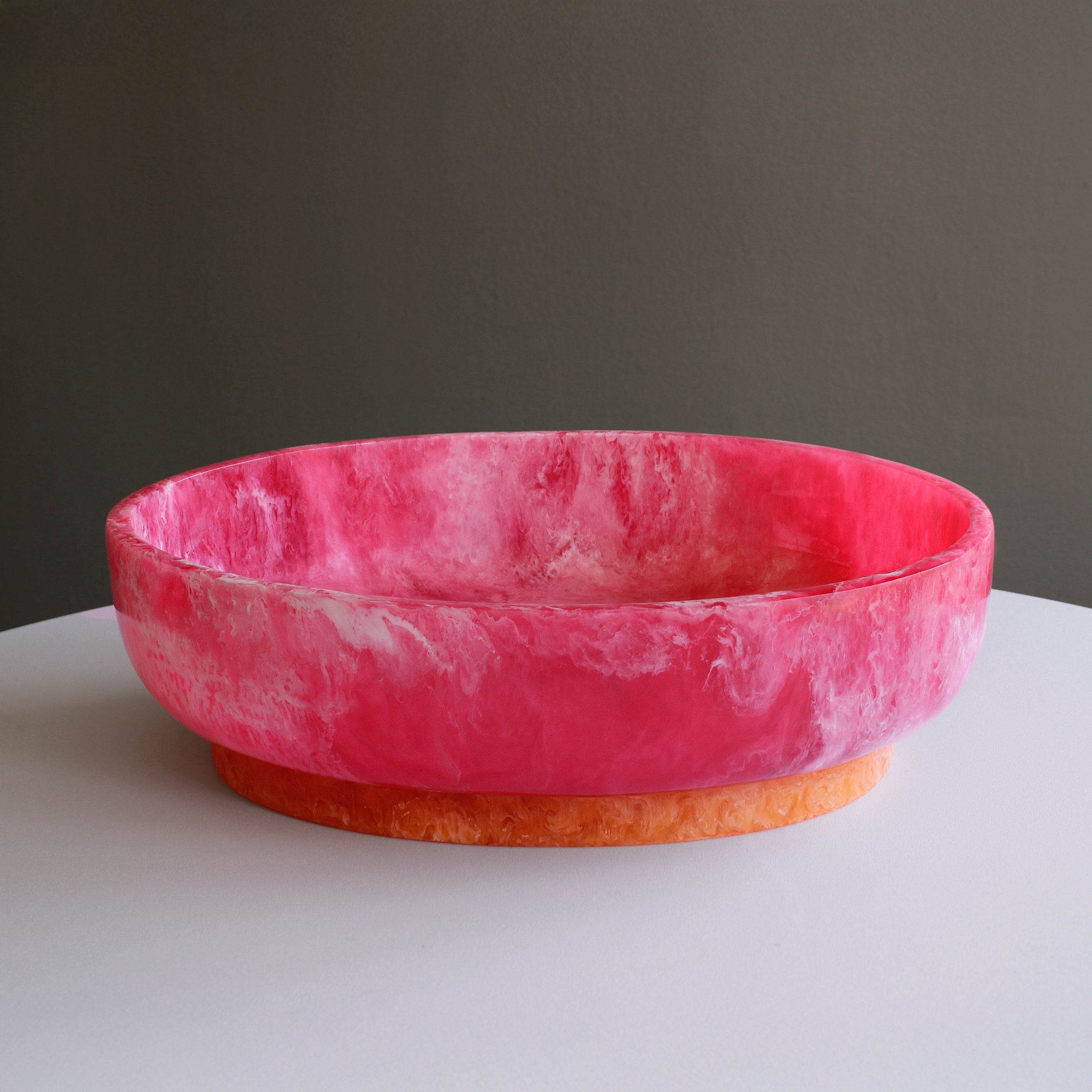 Resin Rio Large Oval Bowls with Base (Pink and Orange)