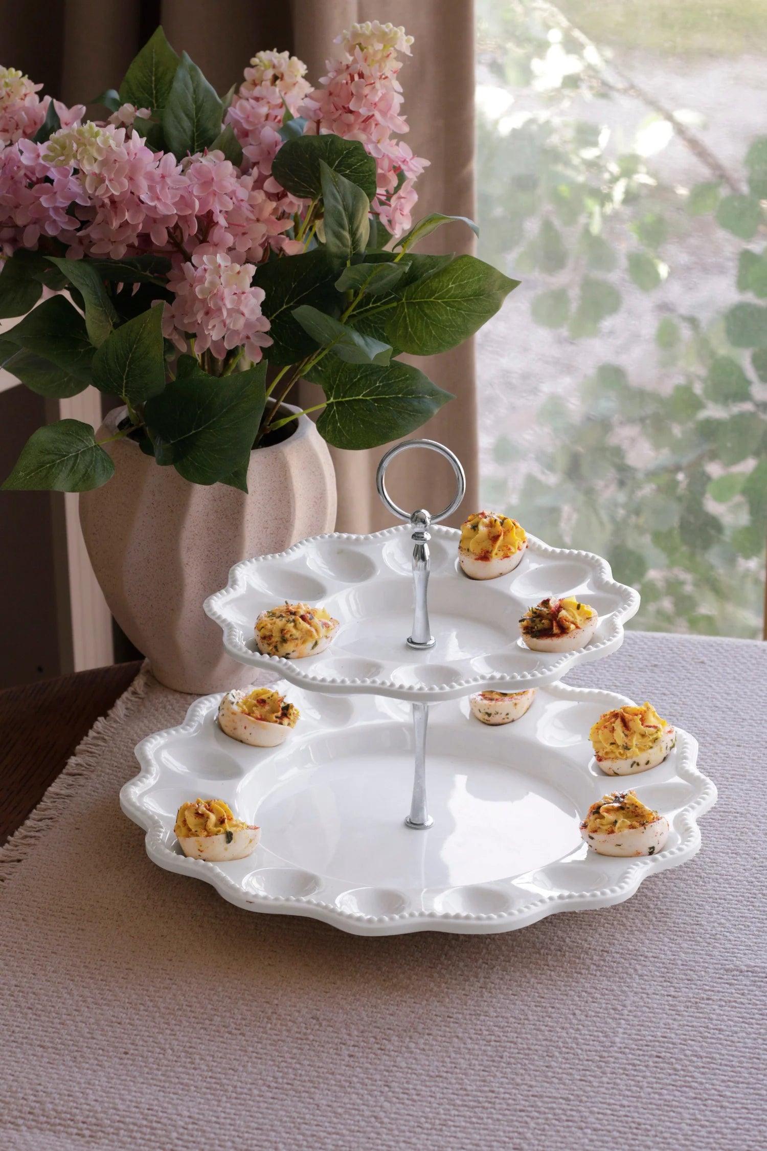 VIDA Alegria Two Tiered Egg Server White