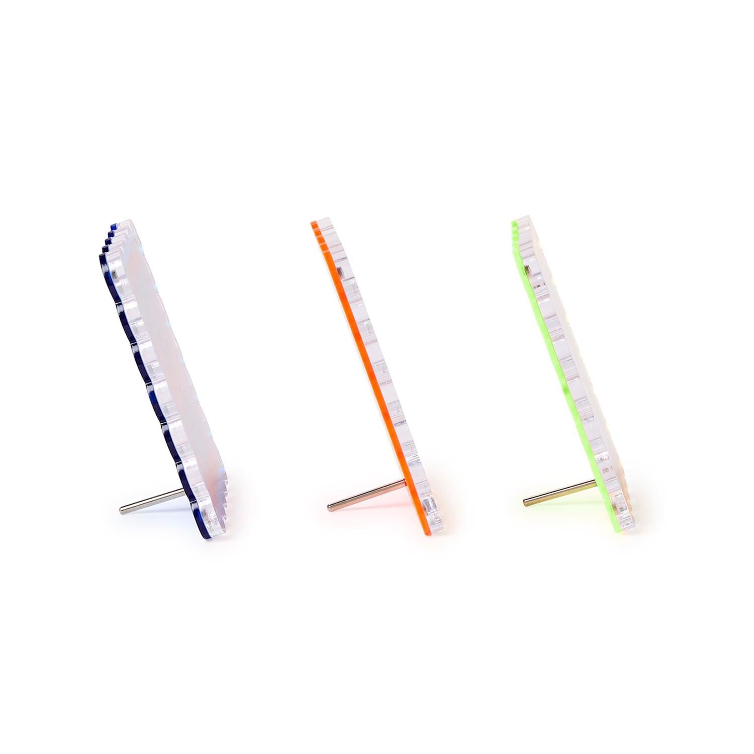 Color Pop Scalloped Edge Acrylic Frame