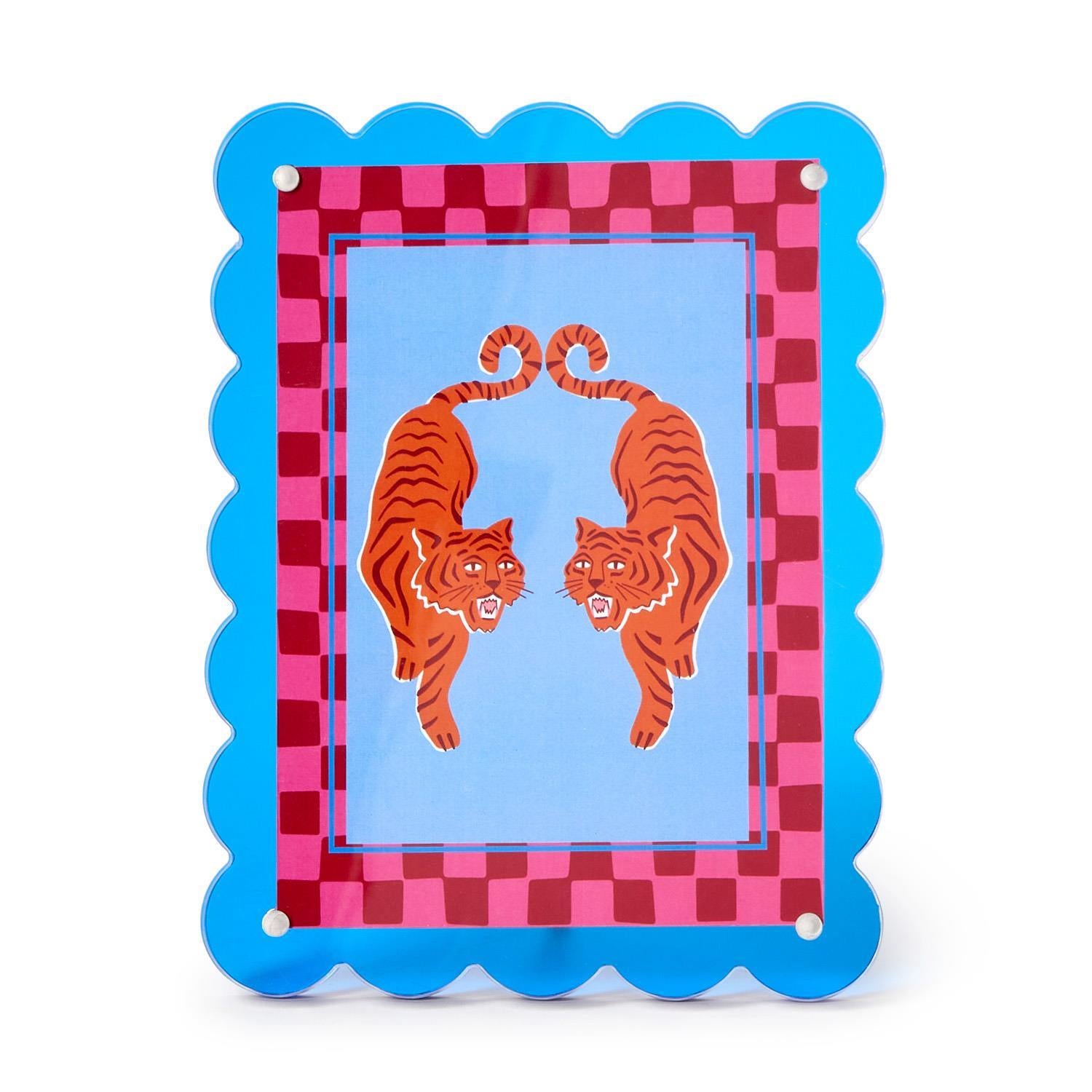Color Pop Scalloped Edge Acrylic Frame