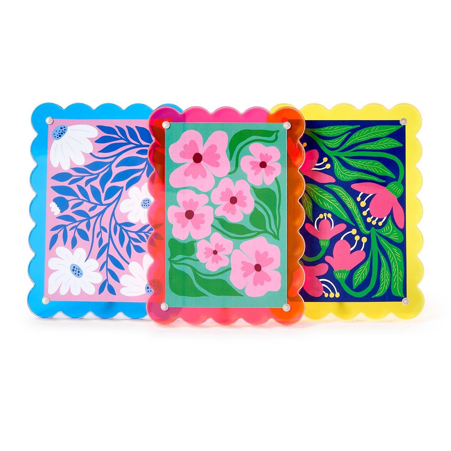 Pink Color Pop 4x6 Scalloped Edge Acrylic Photo Frame