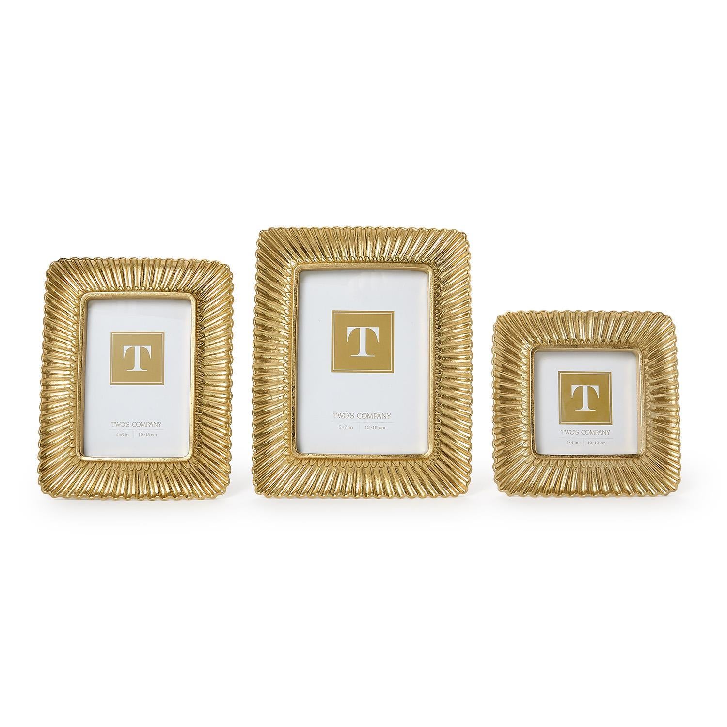 Sculpted Scalloped Plume Gold Photo Frame