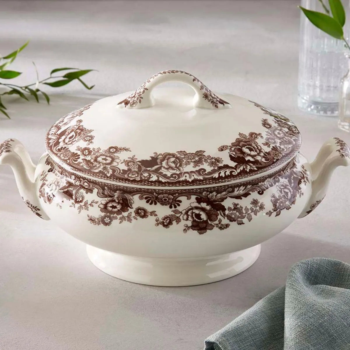 Delamere Covered Vegetable Dish