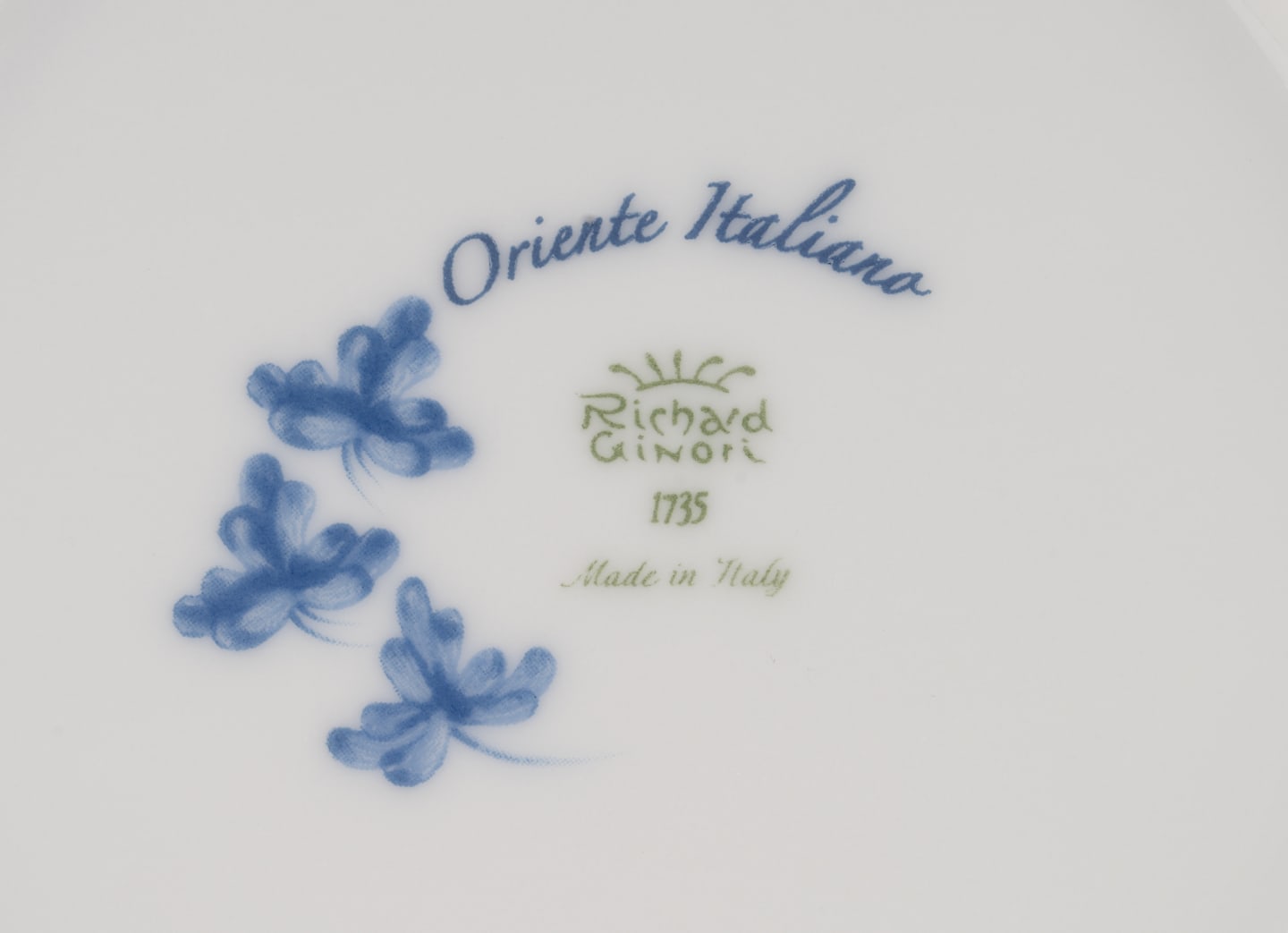 Oriente Italiano Pervinca Potiche Vase With Cover