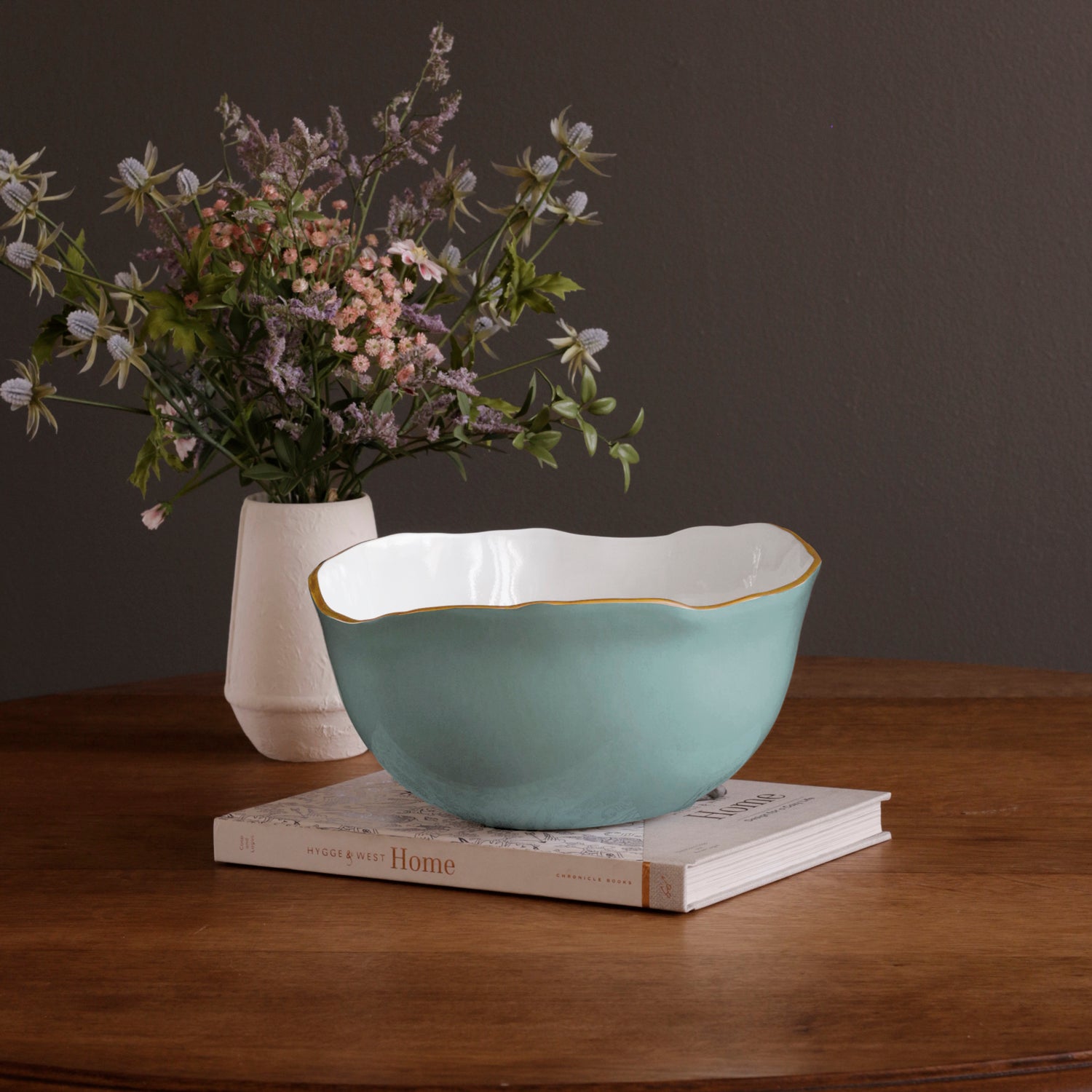 ENCANTO Osaka Large Bowl (Turquoise and White)