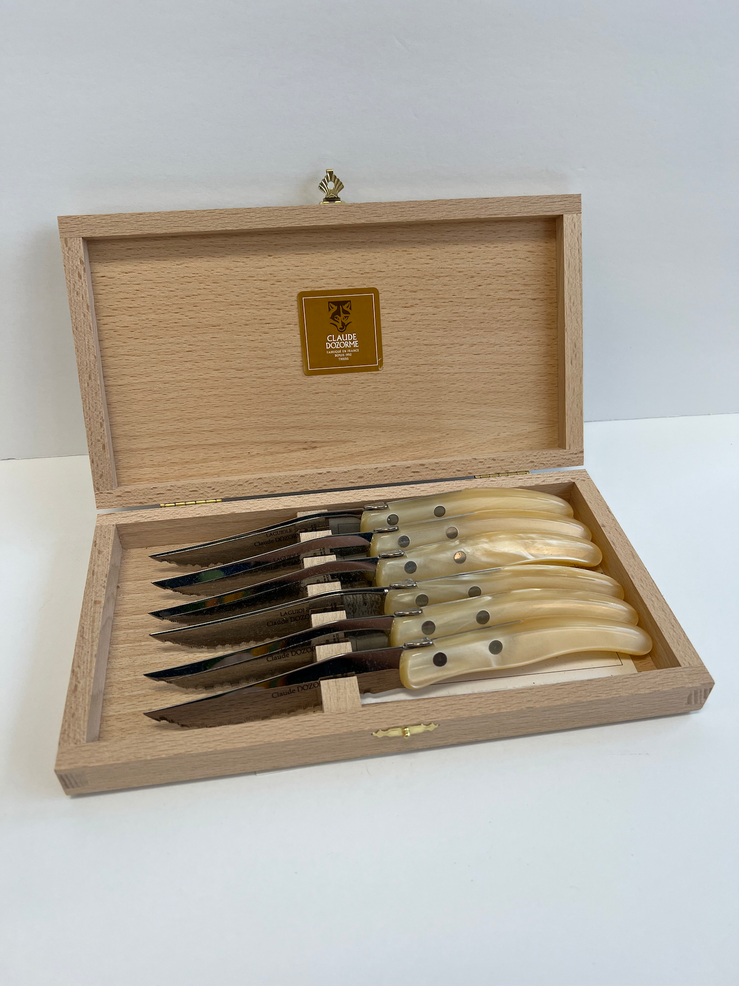 Box of 6 Berlingot Steak Knives | Natural Handle