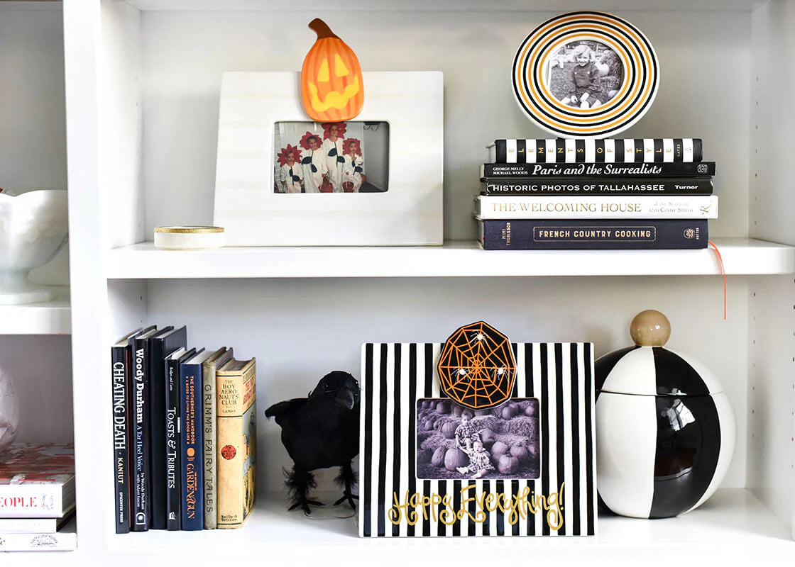 WHITE STRIPE MINI RECTANGULAR FRAME