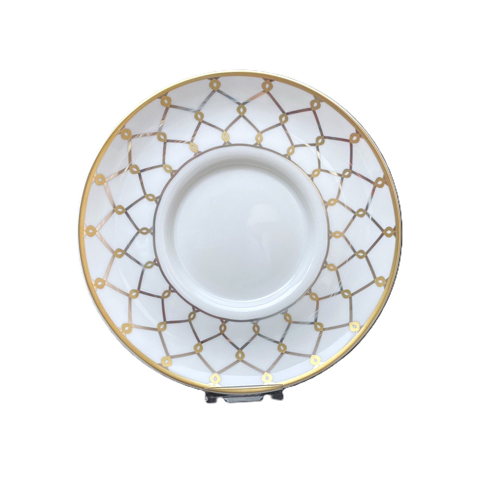 Austin Ultra-White Teacup Saucer