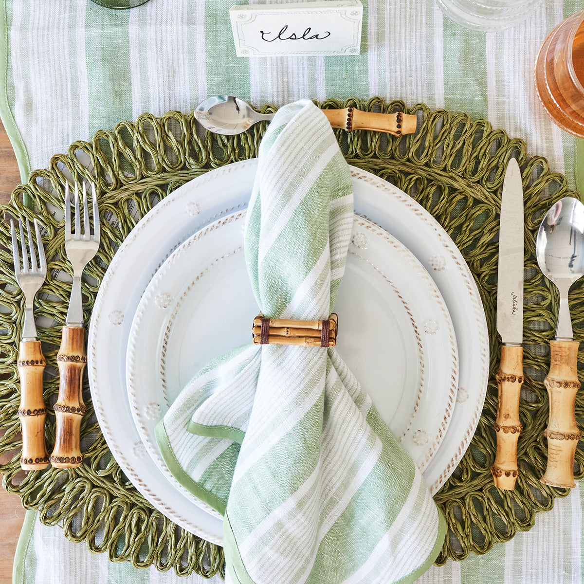 Berry and Thread Whitewash Melamine Dinner Plate