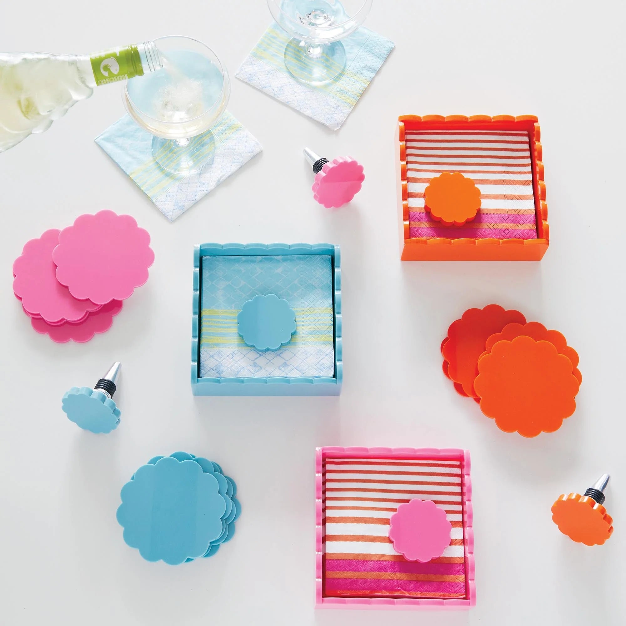 Scallop Napkin Box with Insert