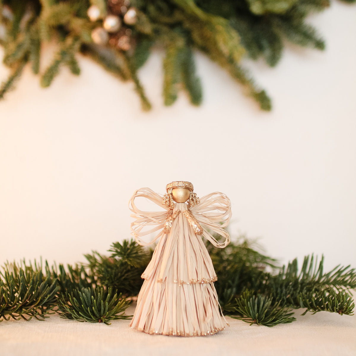 Raffia Straw Angel with Glitter Edge Ornament