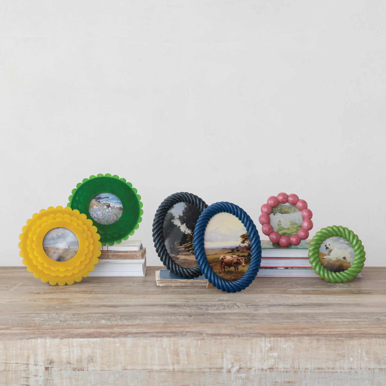 Resin Ball/Twisted Photo Frame