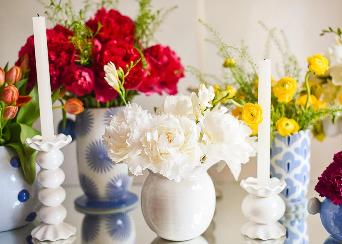 SIGNATURE WHITE RUFFLE VASE