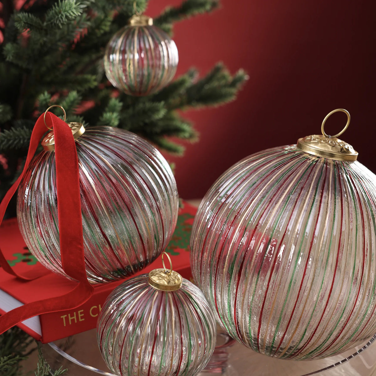 Multi Ribbed Red and Green Glass Ornament