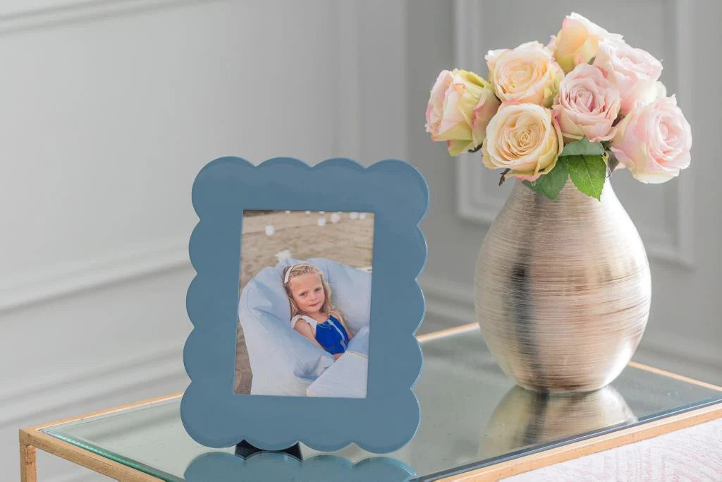 Chambray Blue Lacquered Scallop Photo Frame |5x7| – Limited Edition