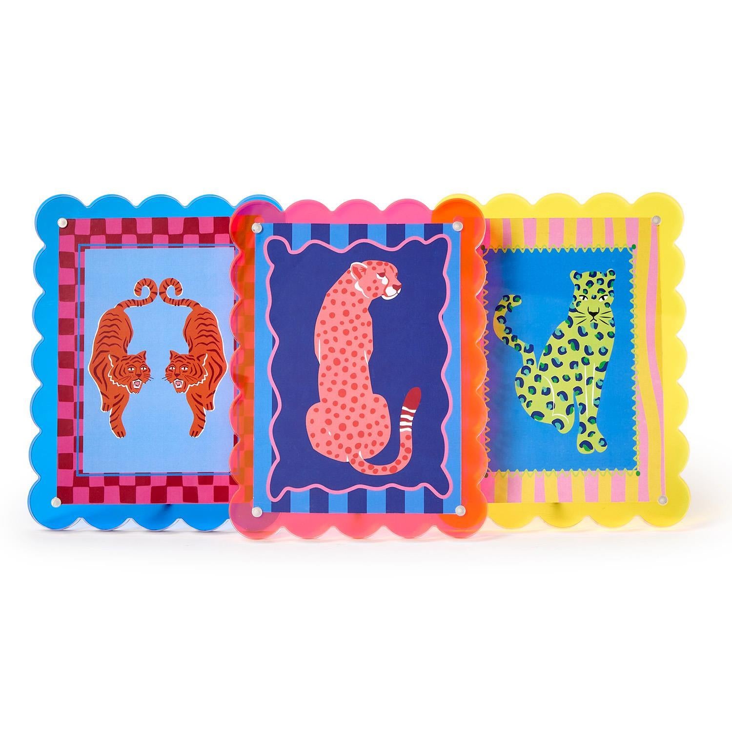 Green Color Pop 5x7 Scalloped Edge Acrylic Photo Frame