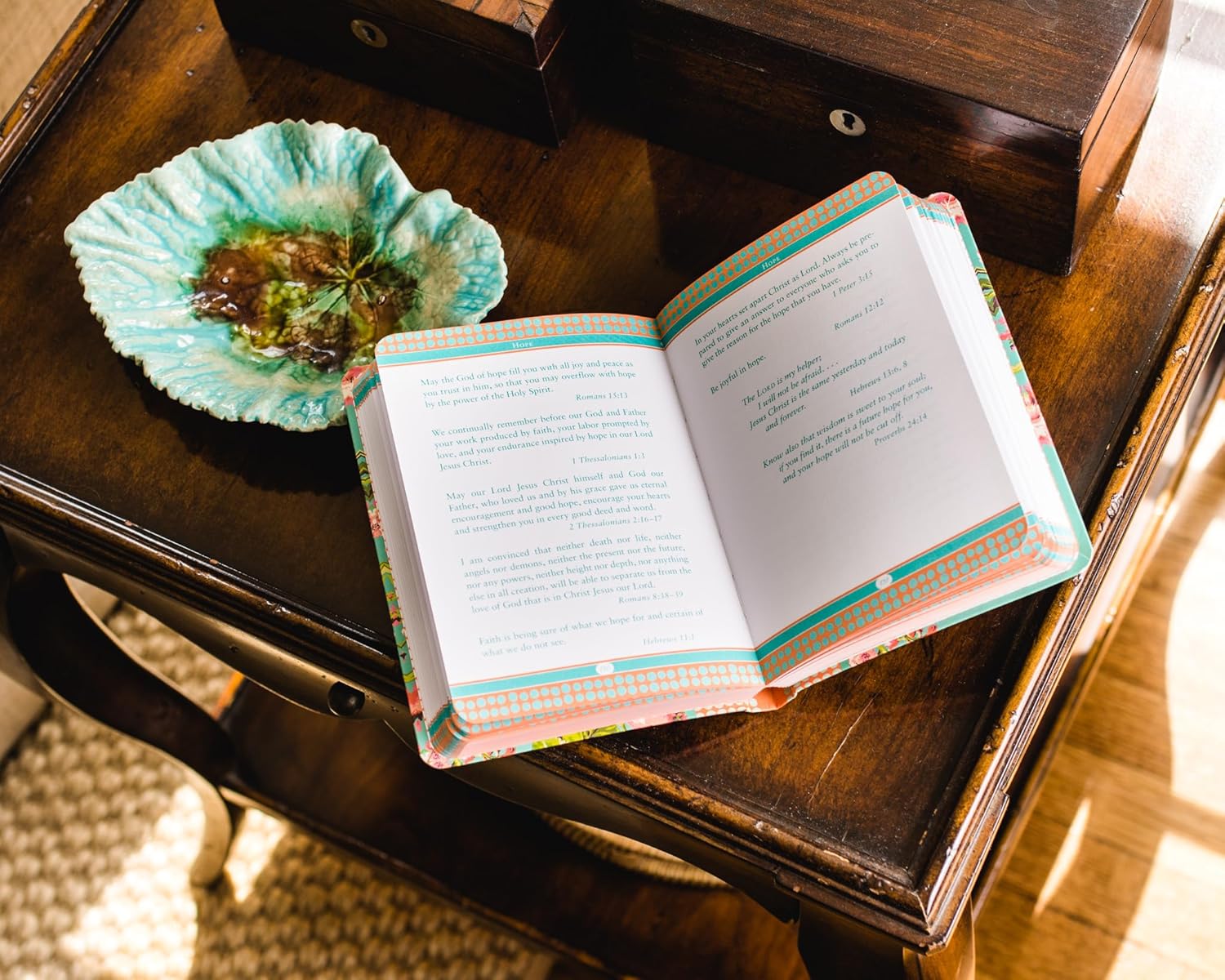 God's Words of Life for Women