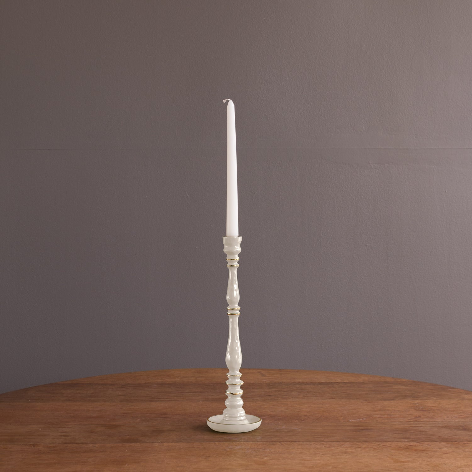 ENCANTO Crosby Small Candlestick Holder