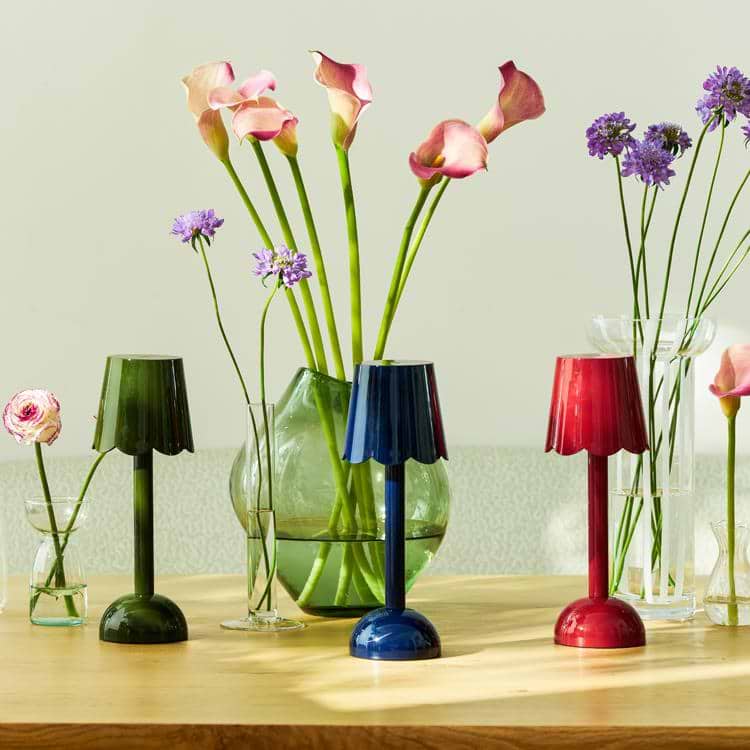 Scalloped LED Lamp