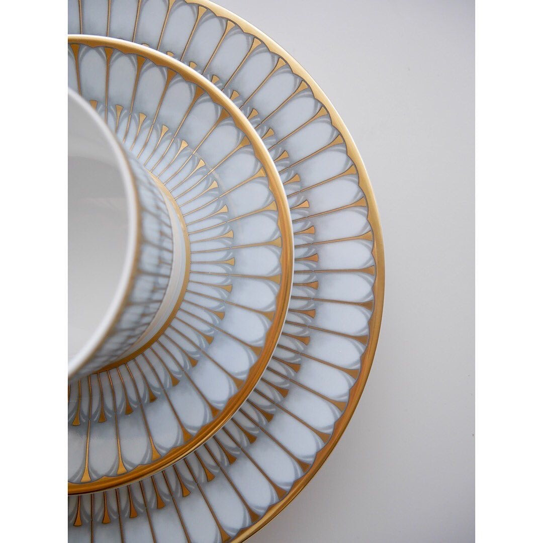 Arcades Grey and Gold Dessert Plate