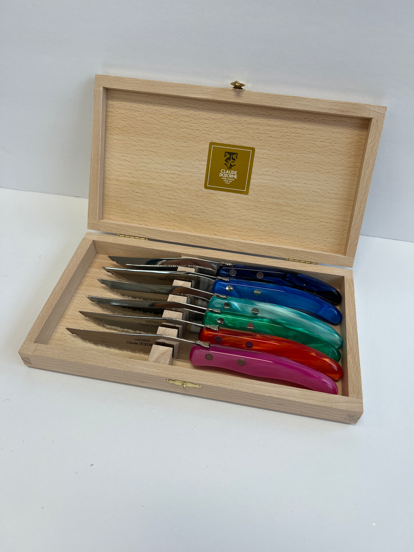 Box of 6 Berlingot Steak Knives | Asst Blue/Pink Handles