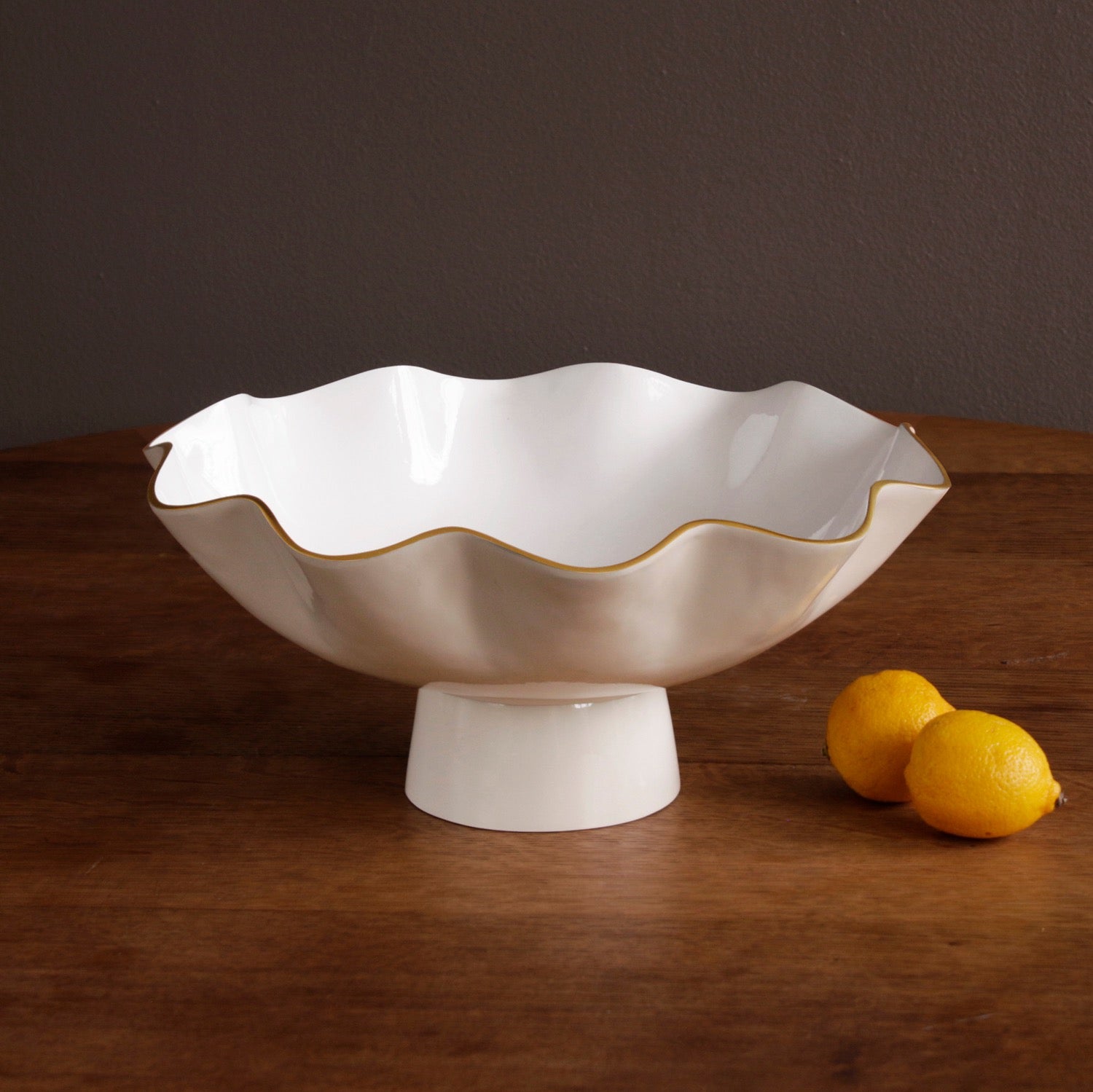 ENCANTO Carola Large Pedestal (Cream and White)