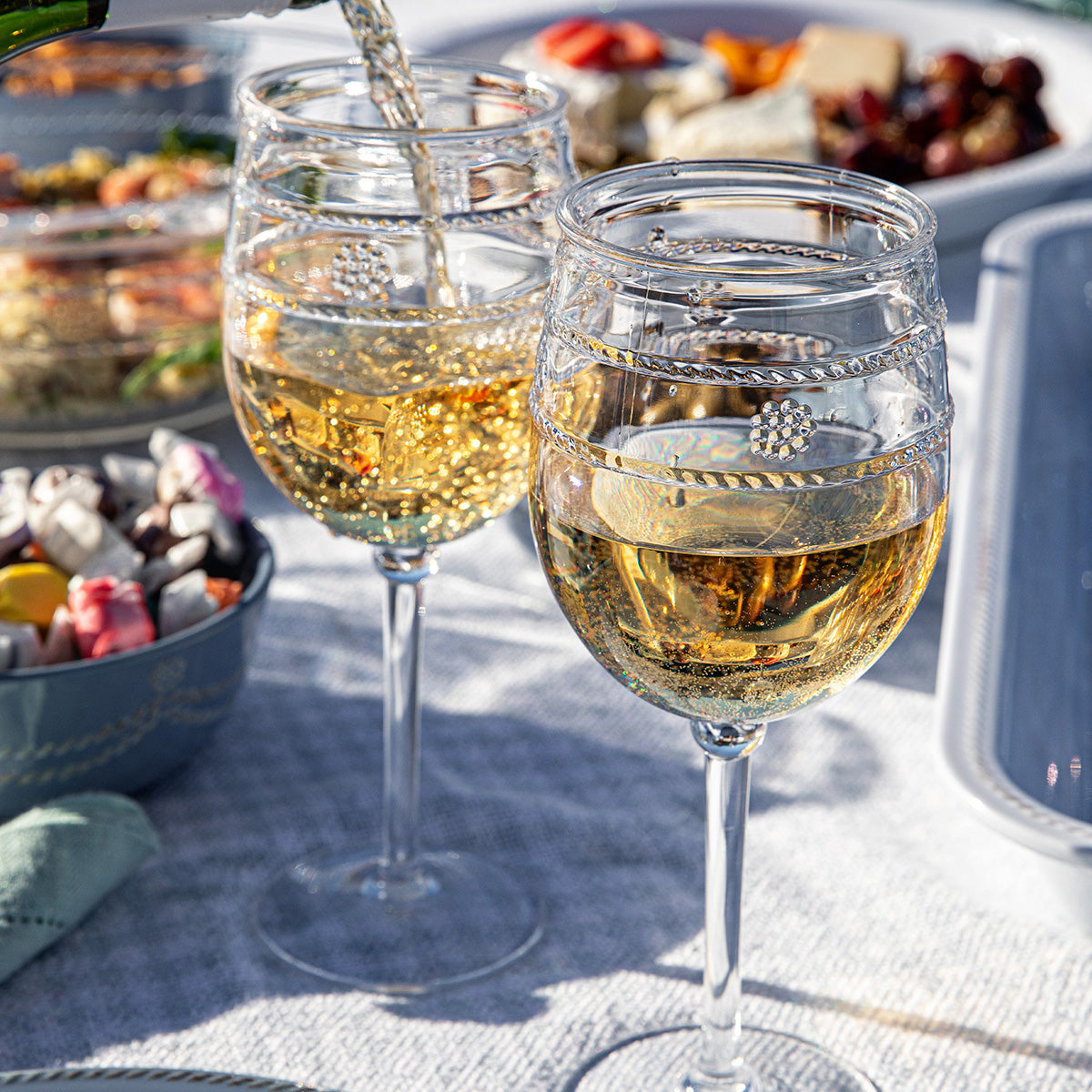 Isabella Acrylic Wine Glass