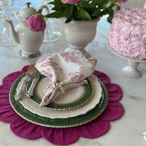 Magneta Linen Petal Placemat | Set of 4