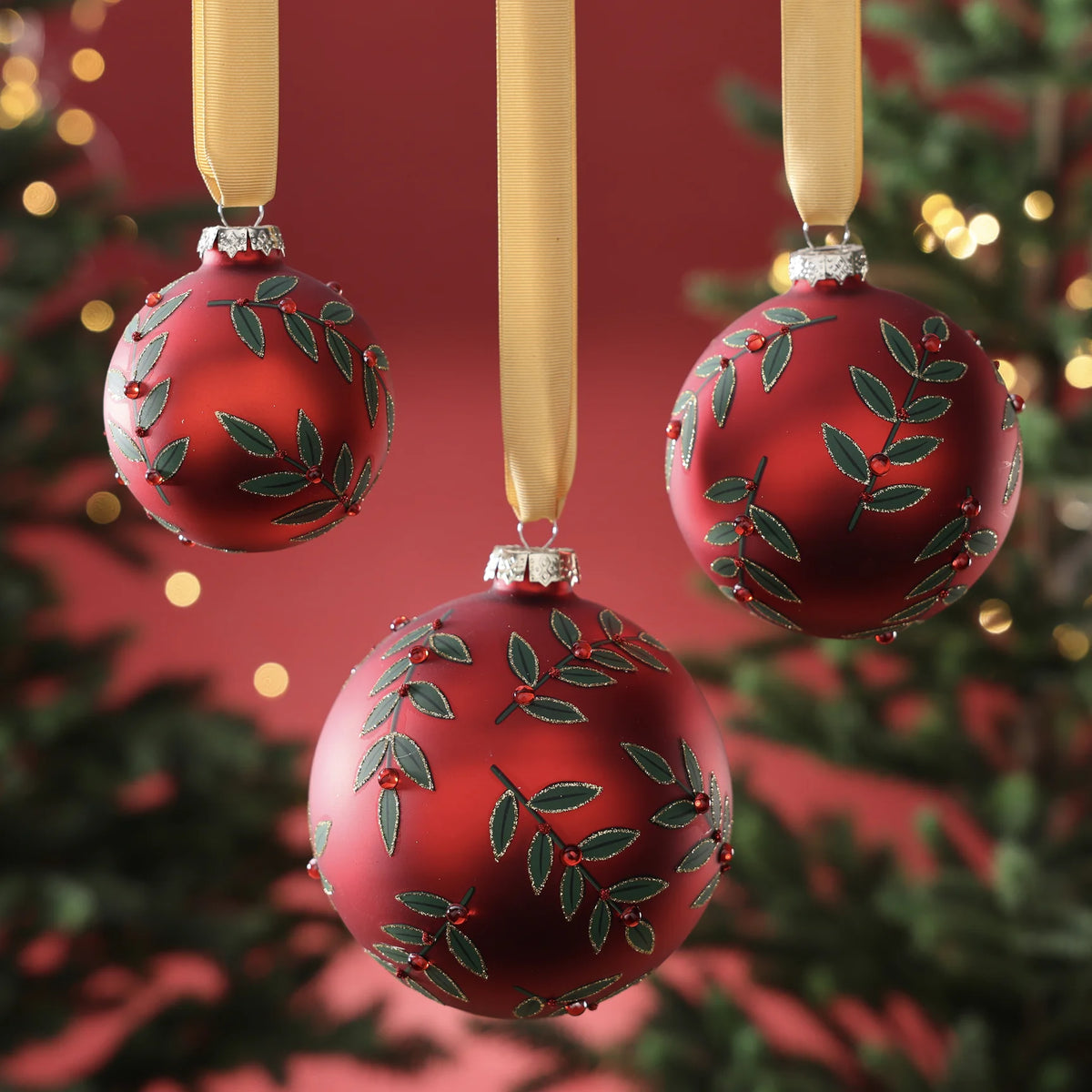 Matte Glass Ball with Leaf Pattern Ornament