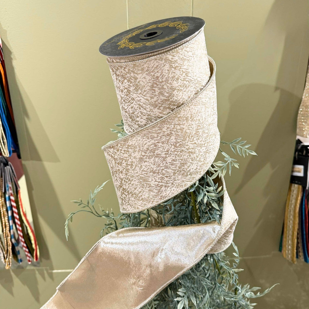 Ivory Printed Velvet Metallic Dupion DBL Fused Ribbon